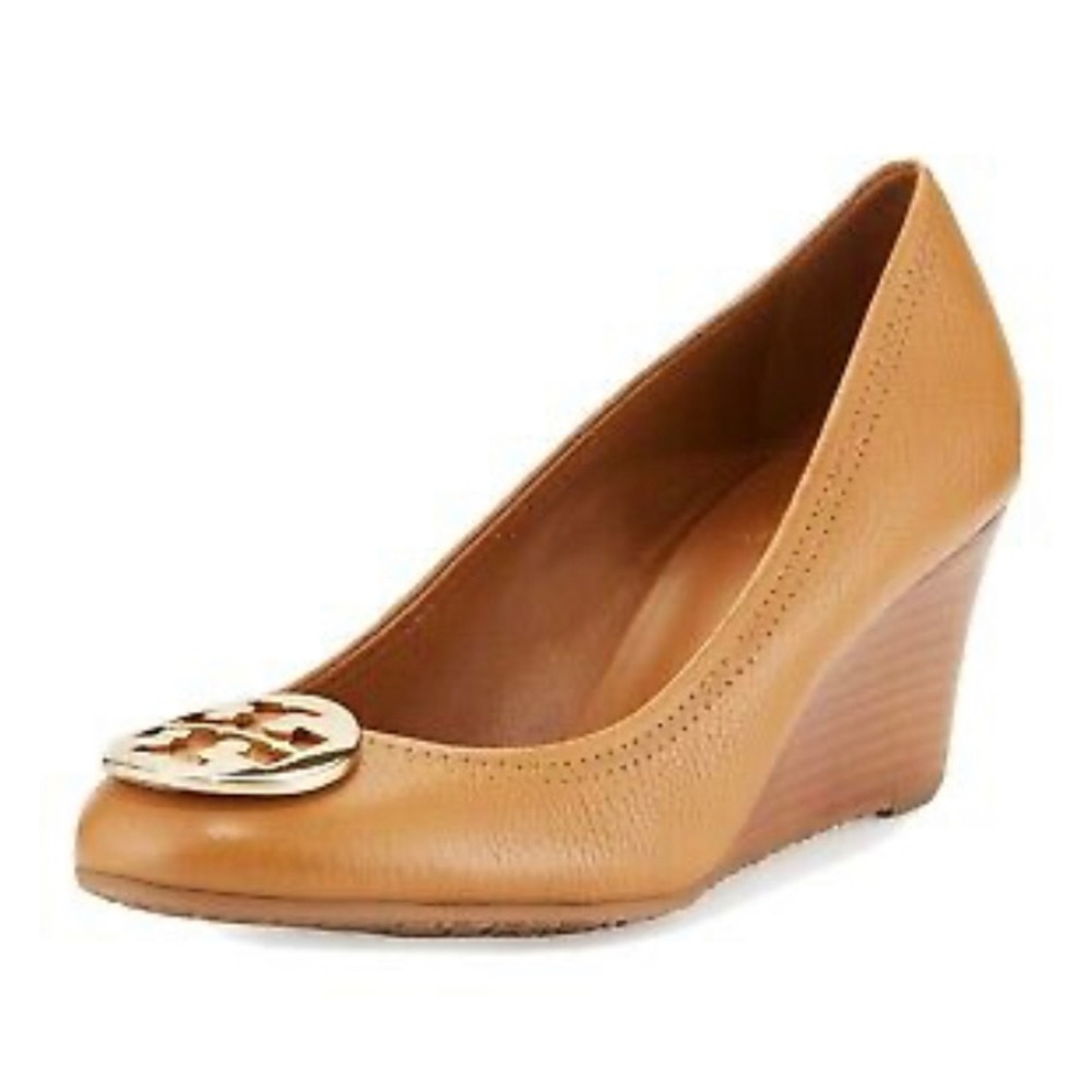 ✨Tory Burch Brown Wedge Pumps✨